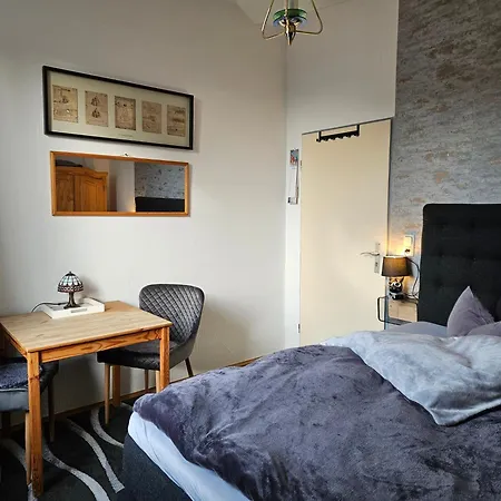 Koeln Vermietung Schwermer Экстерьер фото
