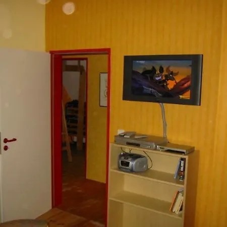 Koeln Vermietung Schwermer Экстерьер фото